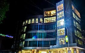 D'Hotel & Suites
